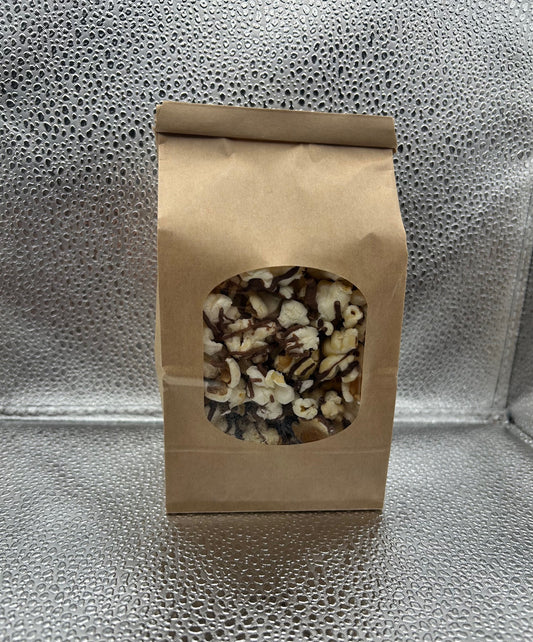 Specialty Popcorn-Chocolate Drizzle
